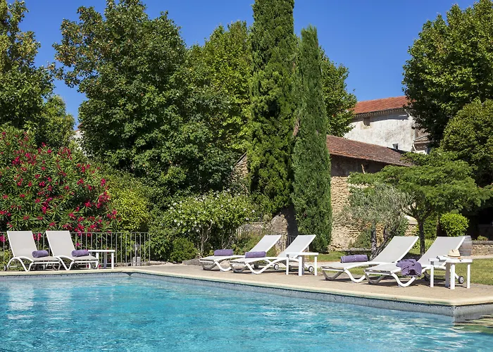 Le Pre Du Moulin - Maison Alonso - Hotel & Restaurant