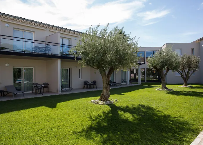 Le Domaine Des Oliviers